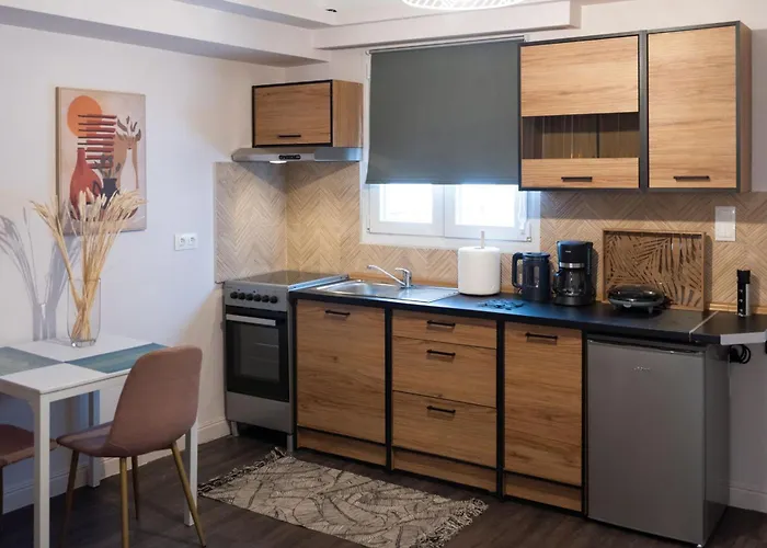 Niki Athens Suites - Urban Apartment In Athens Center